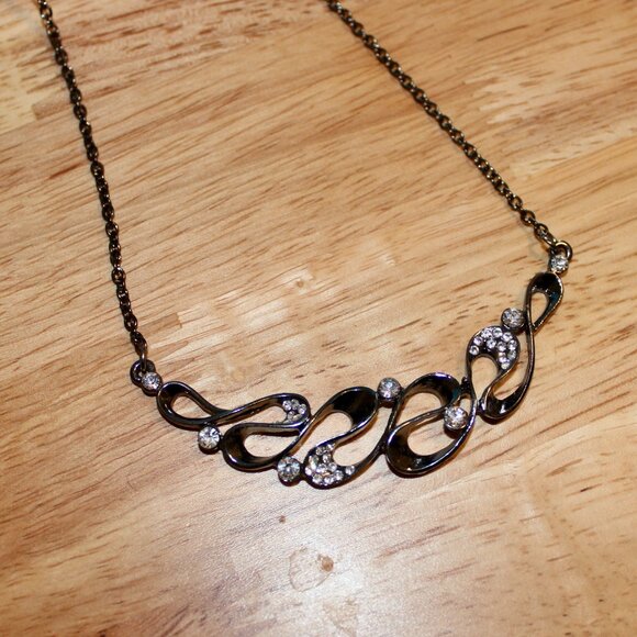 Paparazzi Easy Money Black and Rhinestone Necklace & Earrings Set NWT - Picture 2 of 5